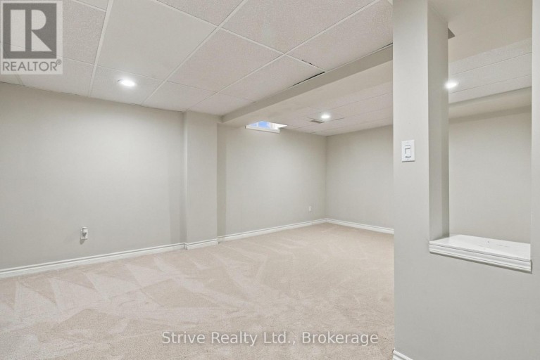 174 - 10 BASSETT BOULEVARD E, Whitby (Pringle Creek), Ontario, L1N9C7