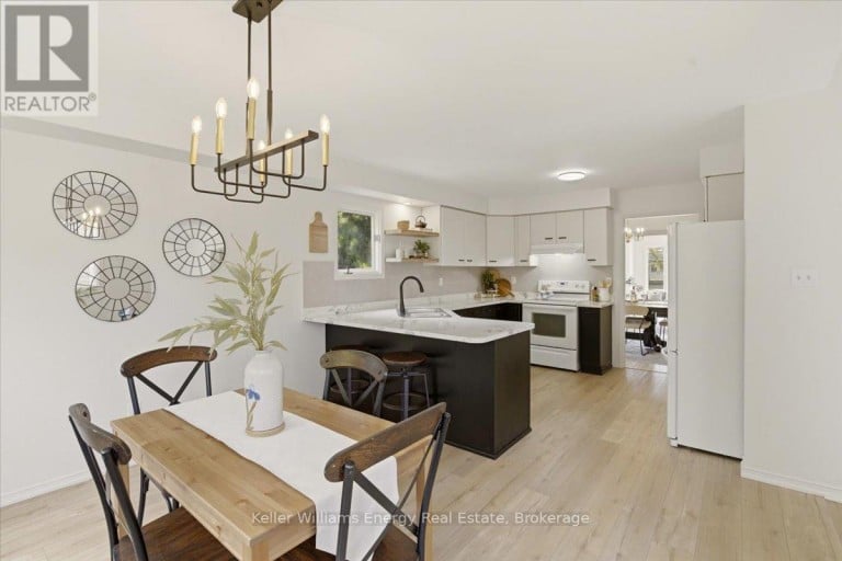 70 WILLOWBROOK DRIVE, Whitby (Pringle Creek), Ontario, L1R2A8