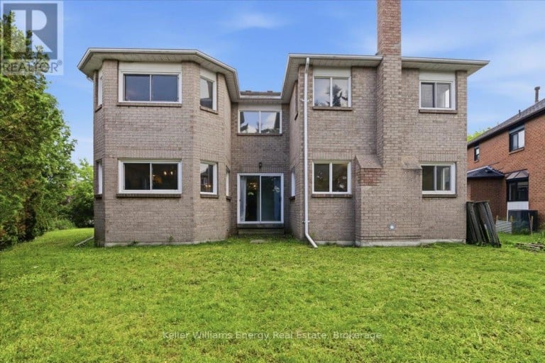 70 WILLOWBROOK DRIVE, Whitby (Pringle Creek), Ontario, L1R2A8