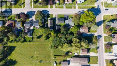 775 8TH AVENUE E Owen Sound Ontario photo 5