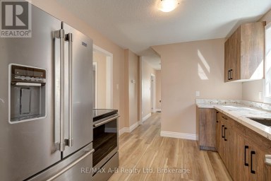 341 ONTARIO STREET Stratford Ontario photo 14