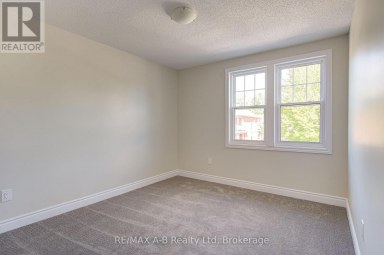341 ONTARIO STREET Stratford Ontario photo 21