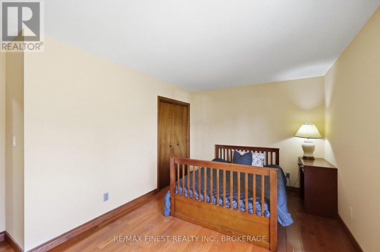 71 CARTWRIGHT STREET, Kingston (Central City West), Ontario, K7M1P6