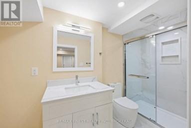 71 CARTWRIGHT STREET Kingston (Central City West) Ontario photo 26
