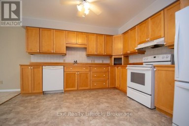202 C - 1099 CLONSILLA AVENUE Peterborough (Otonabee Ward 1) Ontario photo 10