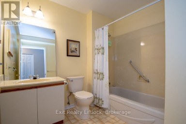 202 C - 1099 CLONSILLA AVENUE Peterborough (Otonabee Ward 1) Ontario photo 19