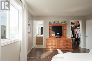 407 SPILLSBURY DRIVE Peterborough (Monaghan Ward 2) Ontario photo 21