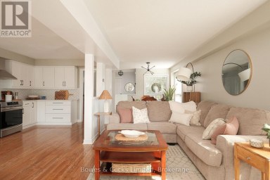 407 SPILLSBURY DRIVE Peterborough (Monaghan Ward 2) Ontario photo 3