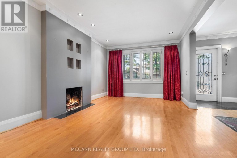 137 OLD ORCHARD GROVE, Toronto (Lawrence Park North), Ontario, M5M2E1