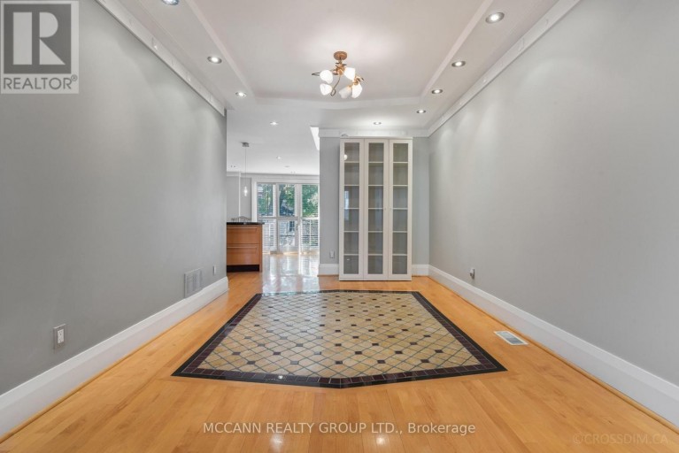 137 OLD ORCHARD GROVE, Toronto (Lawrence Park North), Ontario, M5M2E1