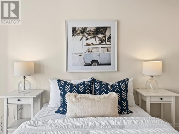 3 - 18 GREENBRIAR ROAD, Toronto (Bayview Village), Ontario, M2K0G7