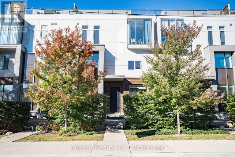 3 - 18 GREENBRIAR ROAD, Toronto (Bayview Village), Ontario, M2K0G7