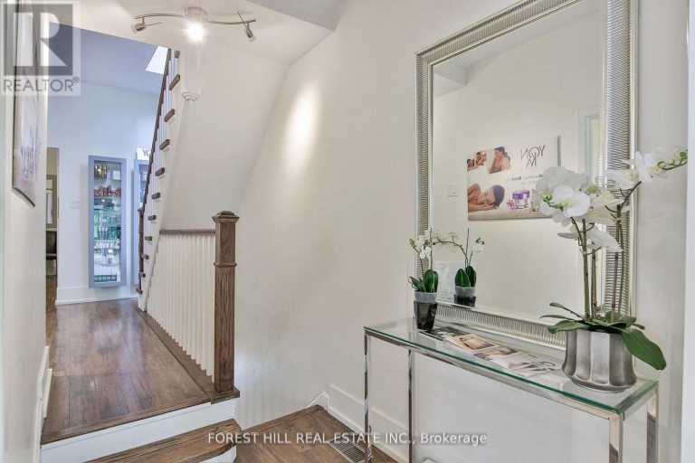 76 SCOLLARD STREET, Toronto (Annex), Ontario, M5R1G2
