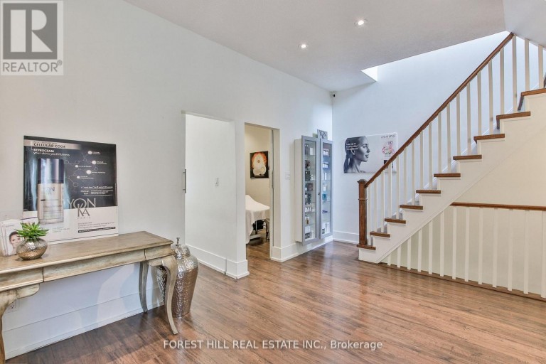 76 SCOLLARD STREET, Toronto (Annex), Ontario, M5R1G2