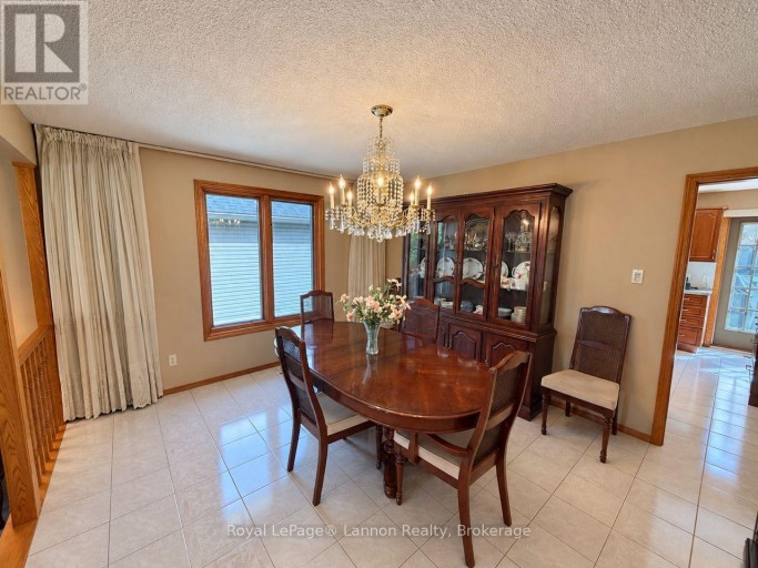 149 TIMBERLINE DRIVE, Thunder Bay (John Street South), Ontario, P7G1A4