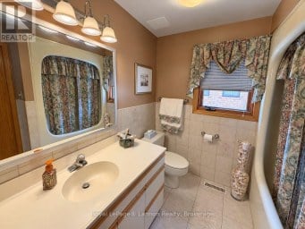 149 TIMBERLINE DRIVE Thunder Bay (John Street South) Ontario photo 24