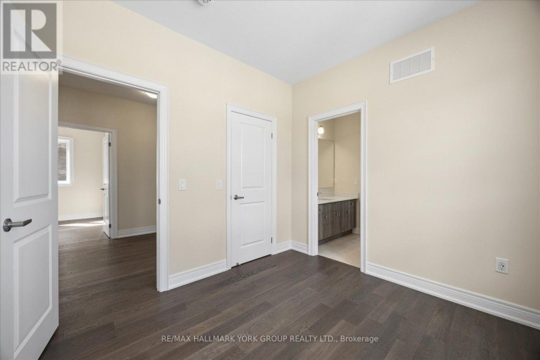 278 WALTER ENGLISH DRIVE, East Gwillimbury (Queensville), Ontario, L9N0Z4