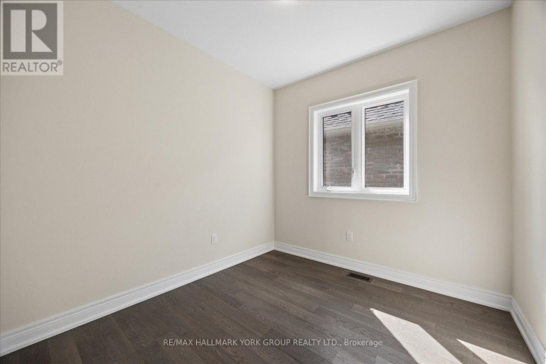 278 WALTER ENGLISH DRIVE, East Gwillimbury (Queensville), Ontario, L9N0Z4