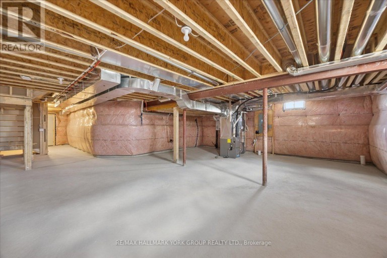 278 WALTER ENGLISH DRIVE, East Gwillimbury (Queensville), Ontario, L9N0Z4