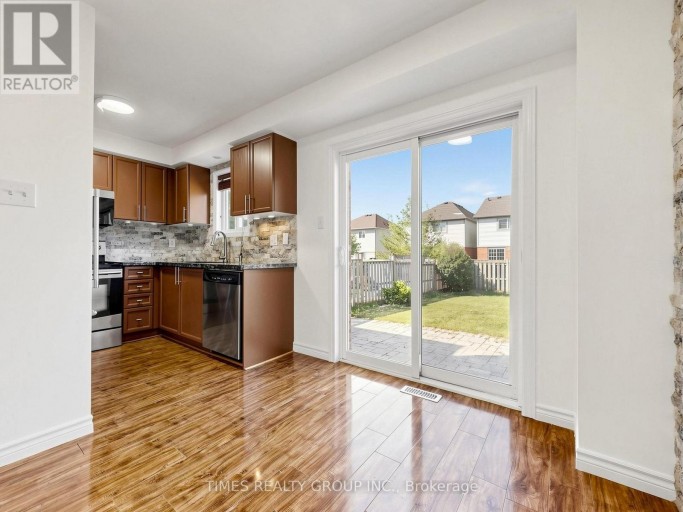 46 RIDWELL STREET, Barrie (Edgehill Drive), Ontario, L4N0W7