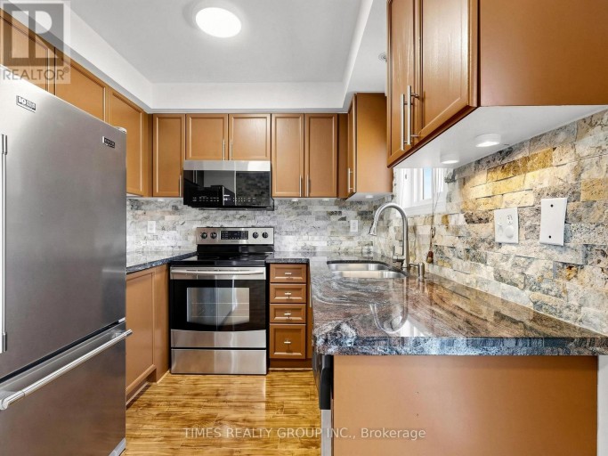 46 RIDWELL STREET, Barrie (Edgehill Drive), Ontario, L4N0W7