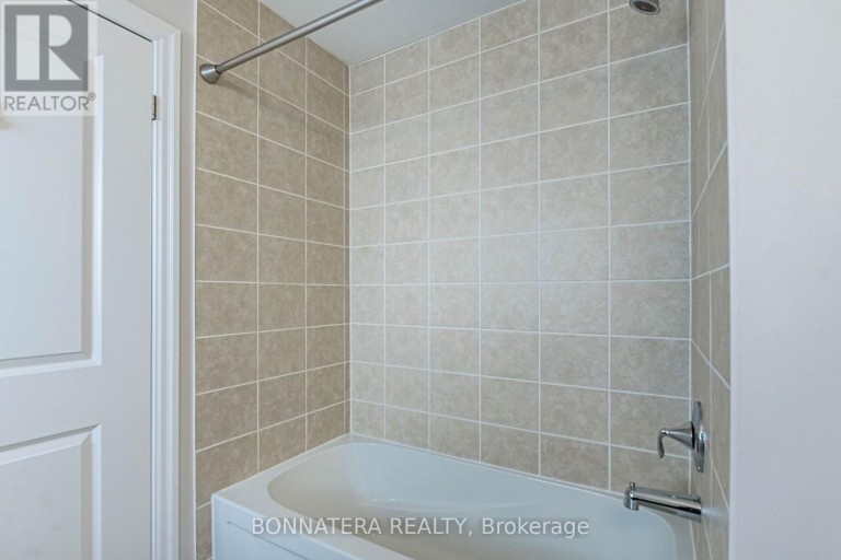 3136 ERNEST APPELBE BOULEVARD, Oakville (GO Glenorchy), Ontario, L6H6M5
