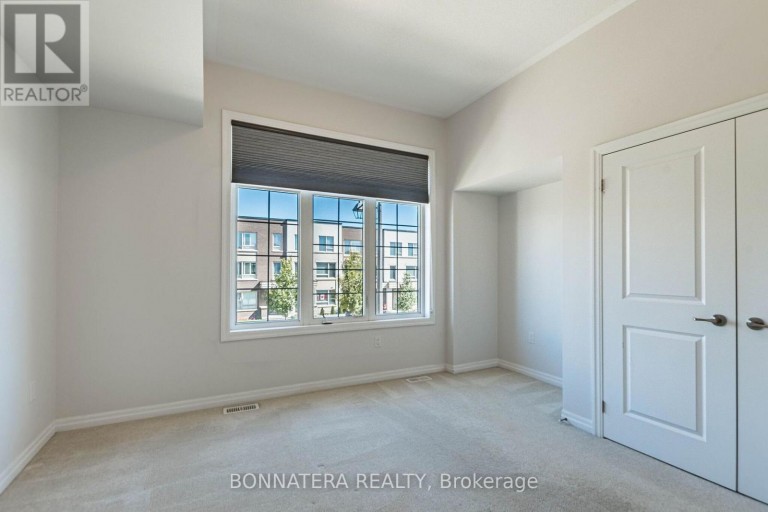 3136 ERNEST APPELBE BOULEVARD, Oakville (GO Glenorchy), Ontario, L6H6M5