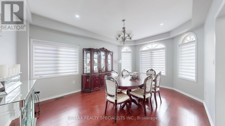 13 LEDGEROCK ROAD, Brampton (Bram East), Ontario, L6P2L8