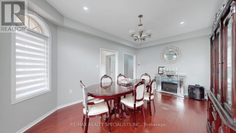 13 LEDGEROCK ROAD, Brampton (Bram East), Ontario, L6P2L8