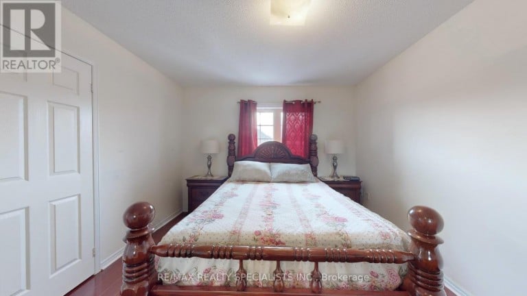 13 LEDGEROCK ROAD, Brampton (Bram East), Ontario, L6P2L8