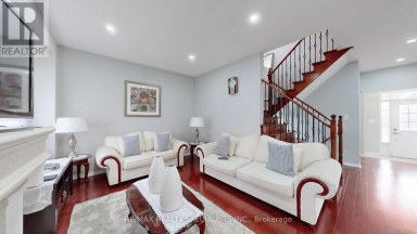 13 LEDGEROCK ROAD Brampton (Bram East) Ontario photo 5