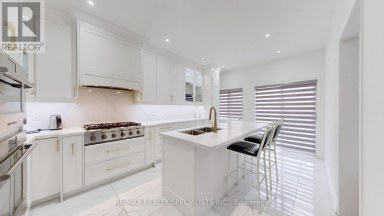 13 LEDGEROCK ROAD Brampton (Bram East) Ontario photo 7