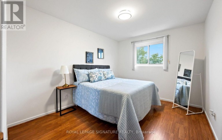 783 DODSWORTH CRESCENT, Mississauga (Applewood), Ontario, L4Y2H8