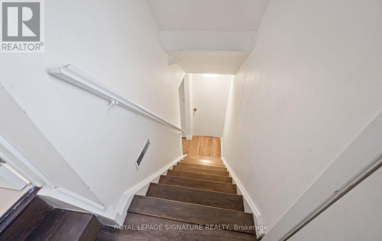 783 DODSWORTH CRESCENT, Mississauga (Applewood), Ontario, L4Y2H8
