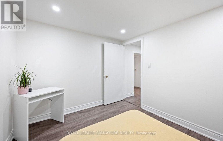 783 DODSWORTH CRESCENT, Mississauga (Applewood), Ontario, L4Y2H8
