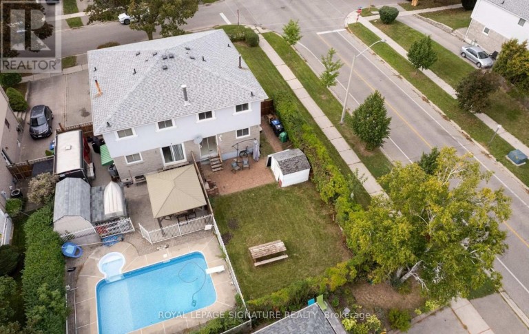 783 DODSWORTH CRESCENT, Mississauga (Applewood), Ontario, L4Y2H8