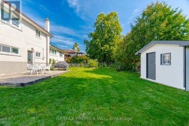33 BELLEGLADE COURT Toronto (Humbermede) Ontario photo 47