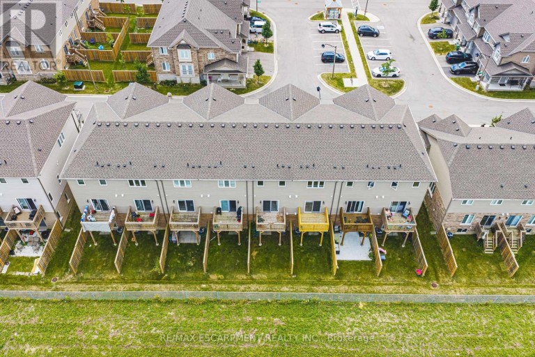 94 LAGUNA VILLAGE CRESCENT, Hamilton, Ontario, L0R1P0