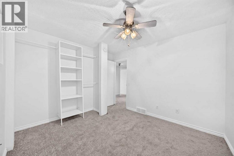 49, 10001 Brookpark Boulevard SW, Calgary, Alberta, T2W3E3