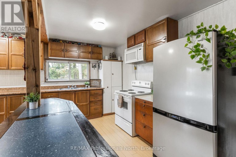 1024 RANTA TRAIL, Minden Hills (Snowdon), Ontario, K0M2K0