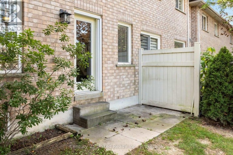 16 - 1087 ORMOND DRIVE, Oshawa (Samac), Ontario, L1K0E8