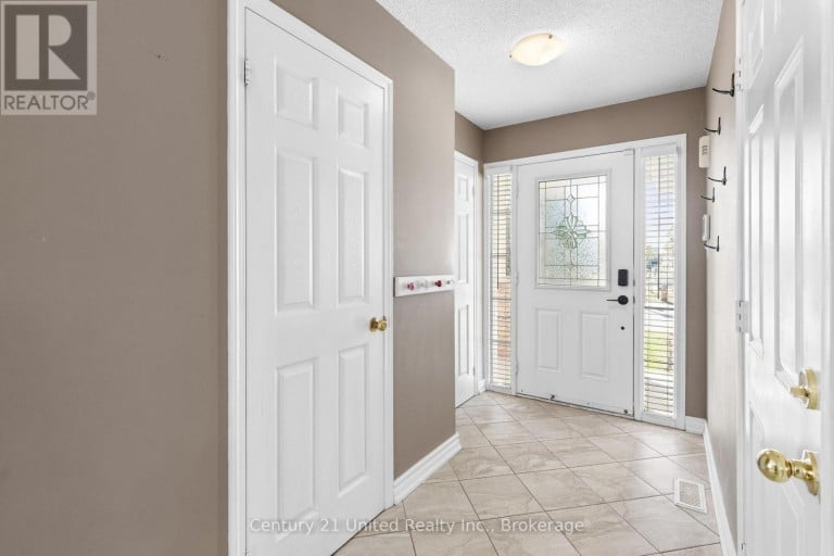 16 - 1087 ORMOND DRIVE, Oshawa (Samac), Ontario, L1K0E8
