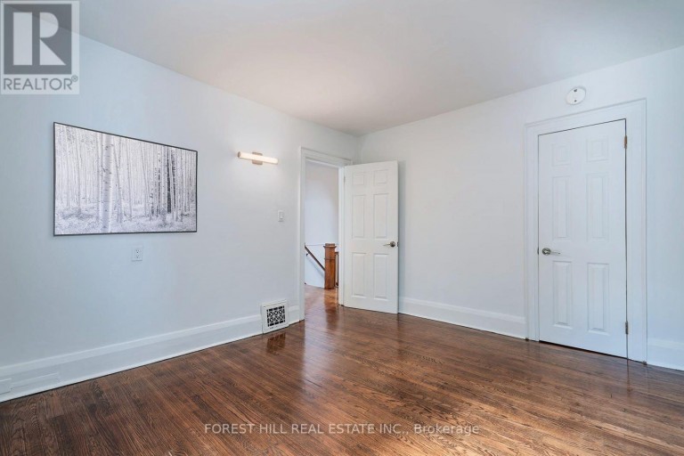 139 CRAIGHURST AVENUE, Toronto (Lawrence Park North), Ontario, M4K1K1