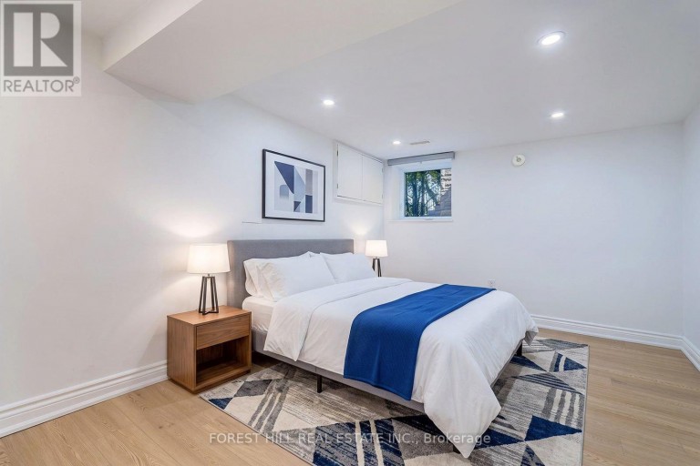 139 CRAIGHURST AVENUE, Toronto (Lawrence Park North), Ontario, M4K1K1
