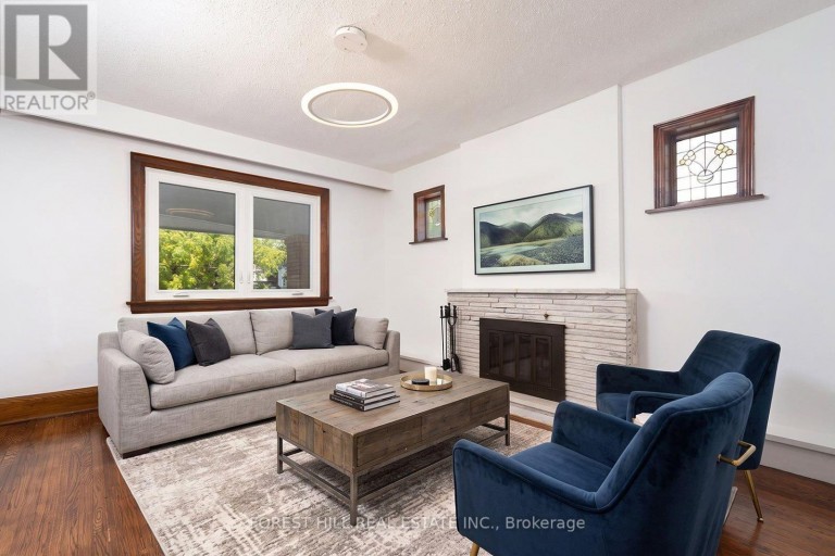 139 CRAIGHURST AVENUE, Toronto (Lawrence Park North), Ontario, M4K1K1
