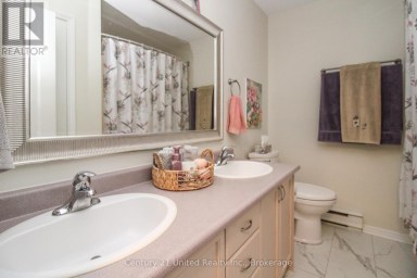 204 - 1110 CLONSILLA AVENUE Peterborough (Otonabee Ward 1) Ontario photo 21