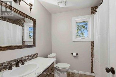 378 HARRINGTON ROAD Quinte West (Sidney Ward) Ontario photo 24