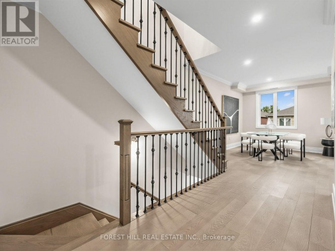 1 CRANSWICK LANE, Ajax (Central), Ontario, L1S0H8