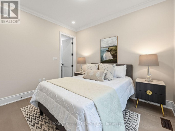 1 CRANSWICK LANE, Ajax (Central), Ontario, L1S0H8