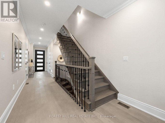 1 CRANSWICK LANE, Ajax (Central), Ontario, L1S0H8